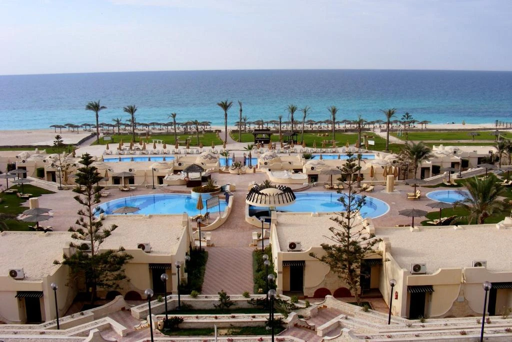 رحلات الاسكندرية فندق ابروتيل برج العرب الاسكندرية 5 نجوم